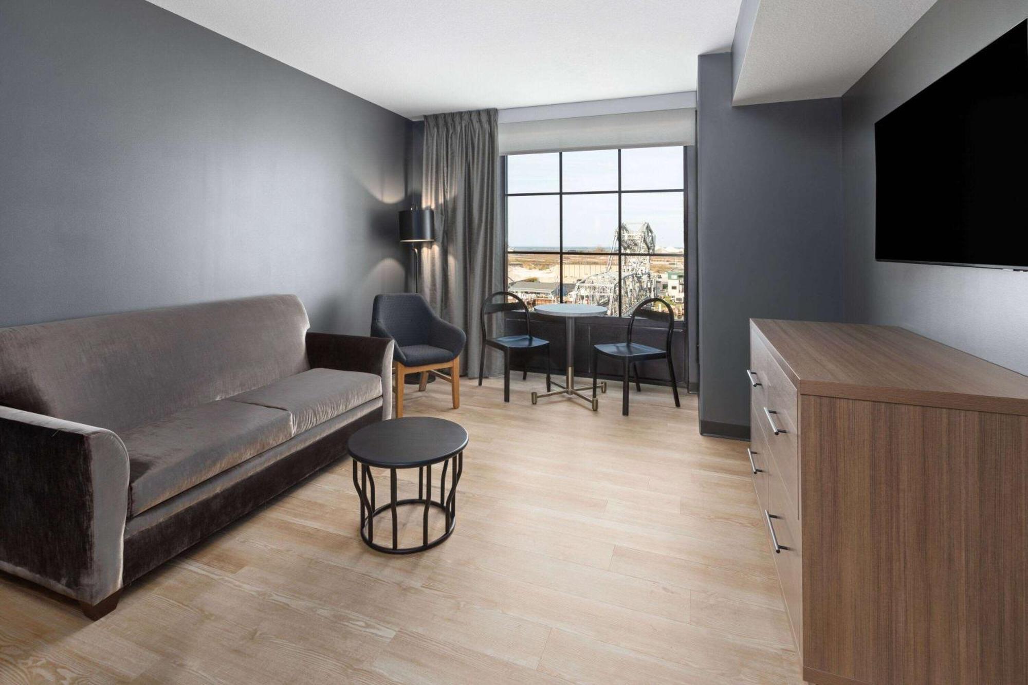 Riverbend Hotel And Suites, Trademark Collection By Wyndham Ashtabula Exteriör bild