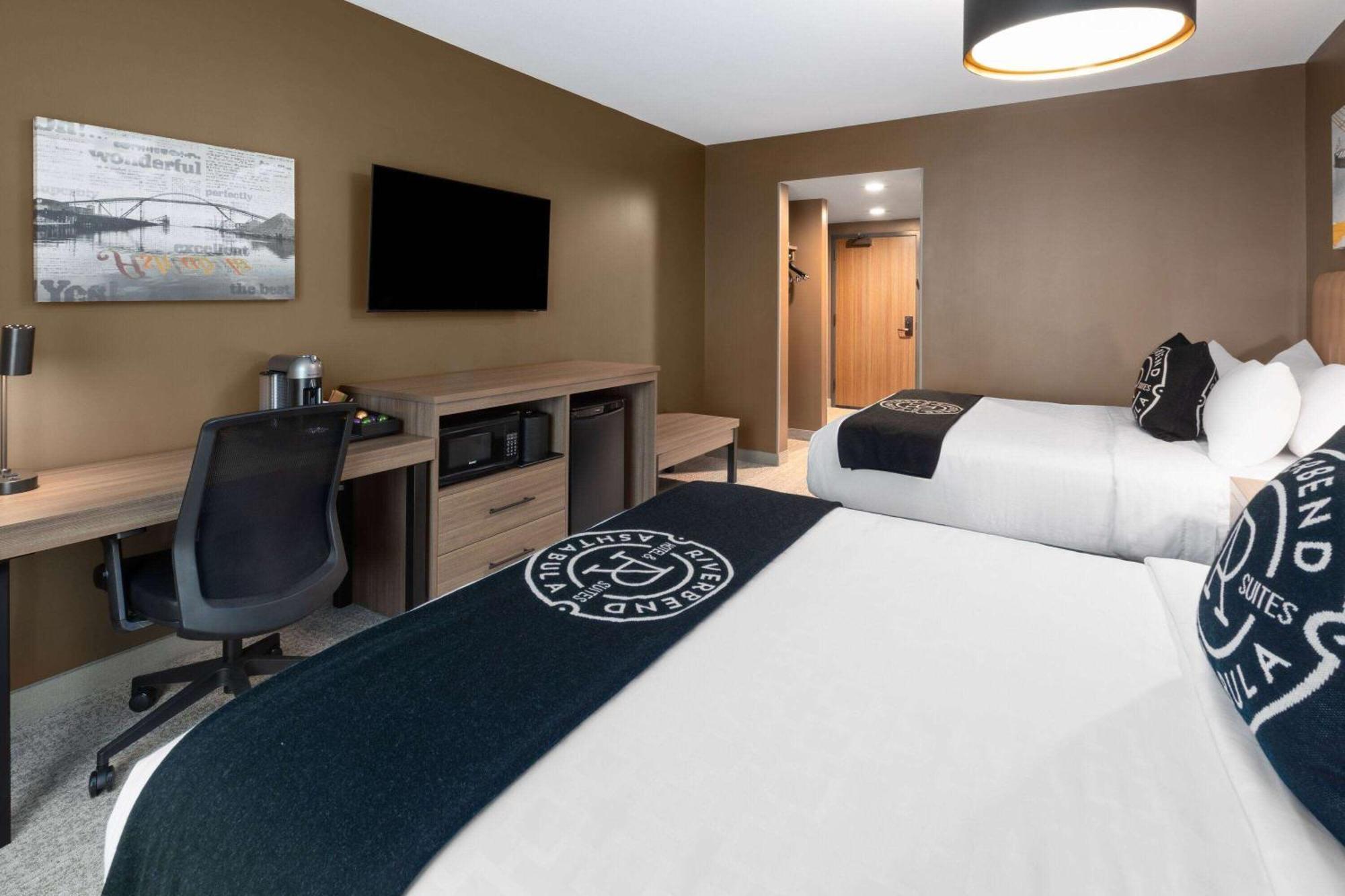 Riverbend Hotel And Suites, Trademark Collection By Wyndham Ashtabula Exteriör bild